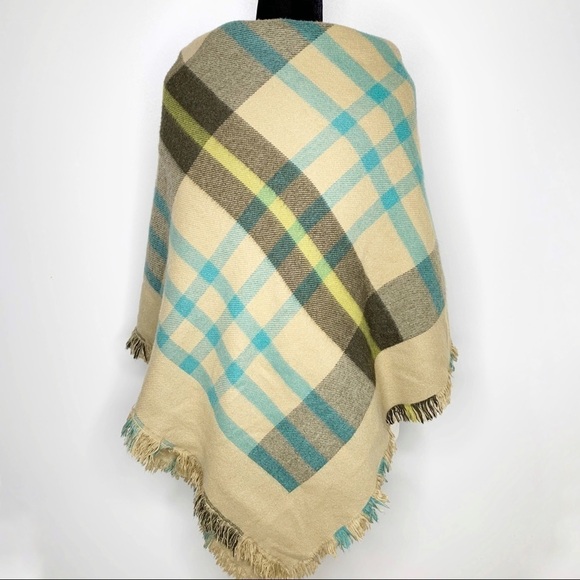 Tartan Plaid Knit Buckle Closure Frayed Edge Blanket Scarf Cape Shawl Wrap OS - Picture 2 of 13
